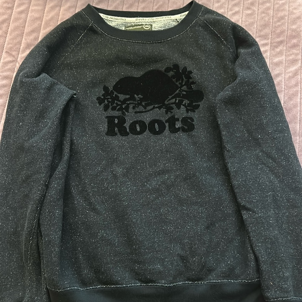 Roots long sleeve crewneck